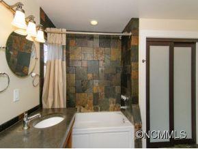 85 Johnny Marlow Road Fairview, NC 28730 - Photo 17 of 22 Gallery Image 17