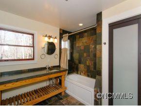 85 Johnny Marlow Road Fairview, NC 28730 - Photo 18 of 22 Gallery Image 18