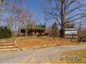 85 Johnny Marlow Road Fairview, NC 28730 - Photo 3 of 22 Gallery Image 3