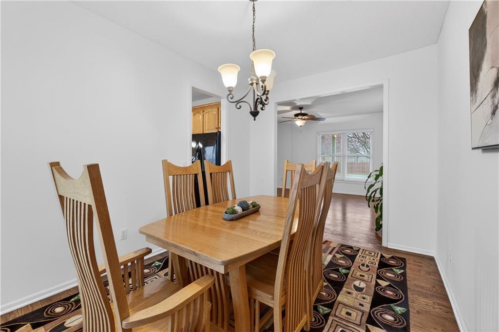 20729 South Barker Road Spring Hill, KS 66083 - Photo 13 of 54