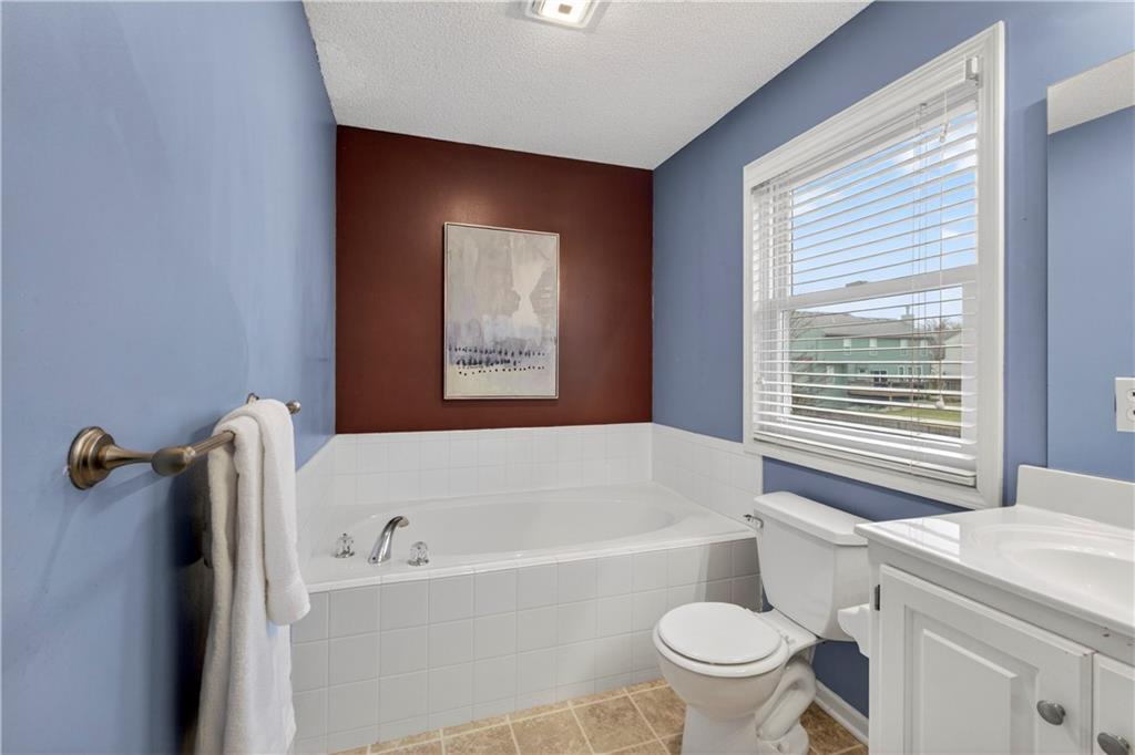 20729 South Barker Road Spring Hill, KS 66083 - Photo 26 of 54