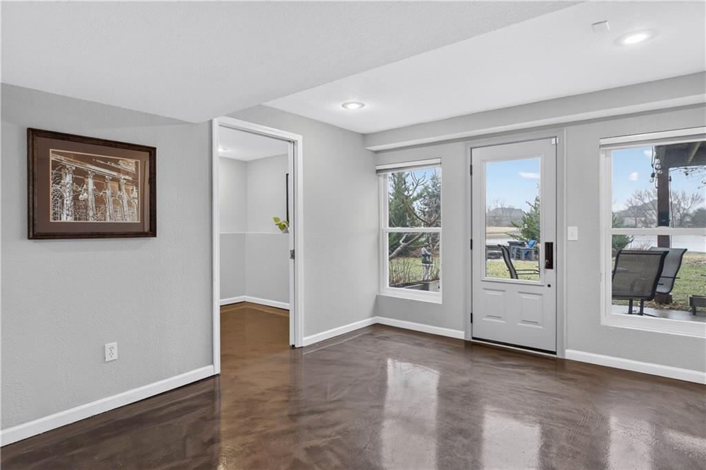 20729 South Barker Road Spring Hill, KS 66083 - Photo 40 of 54