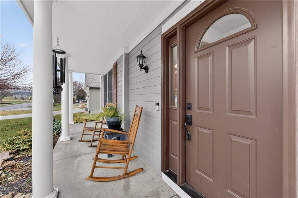 20729 South Barker Road Spring Hill, KS 66083 - Photo 4 of 54