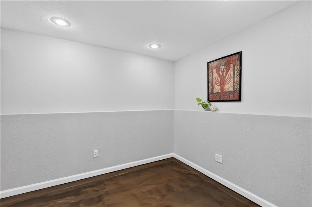 20729 South Barker Road Spring Hill, KS 66083 - Photo 41 of 54