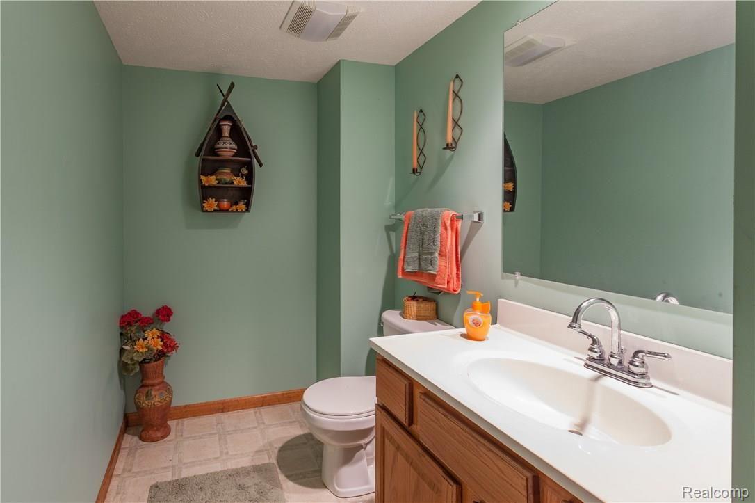 2310 Pingree Road Howell, MI 48843 - Photo 30 of 41 IMG_3676.jpg