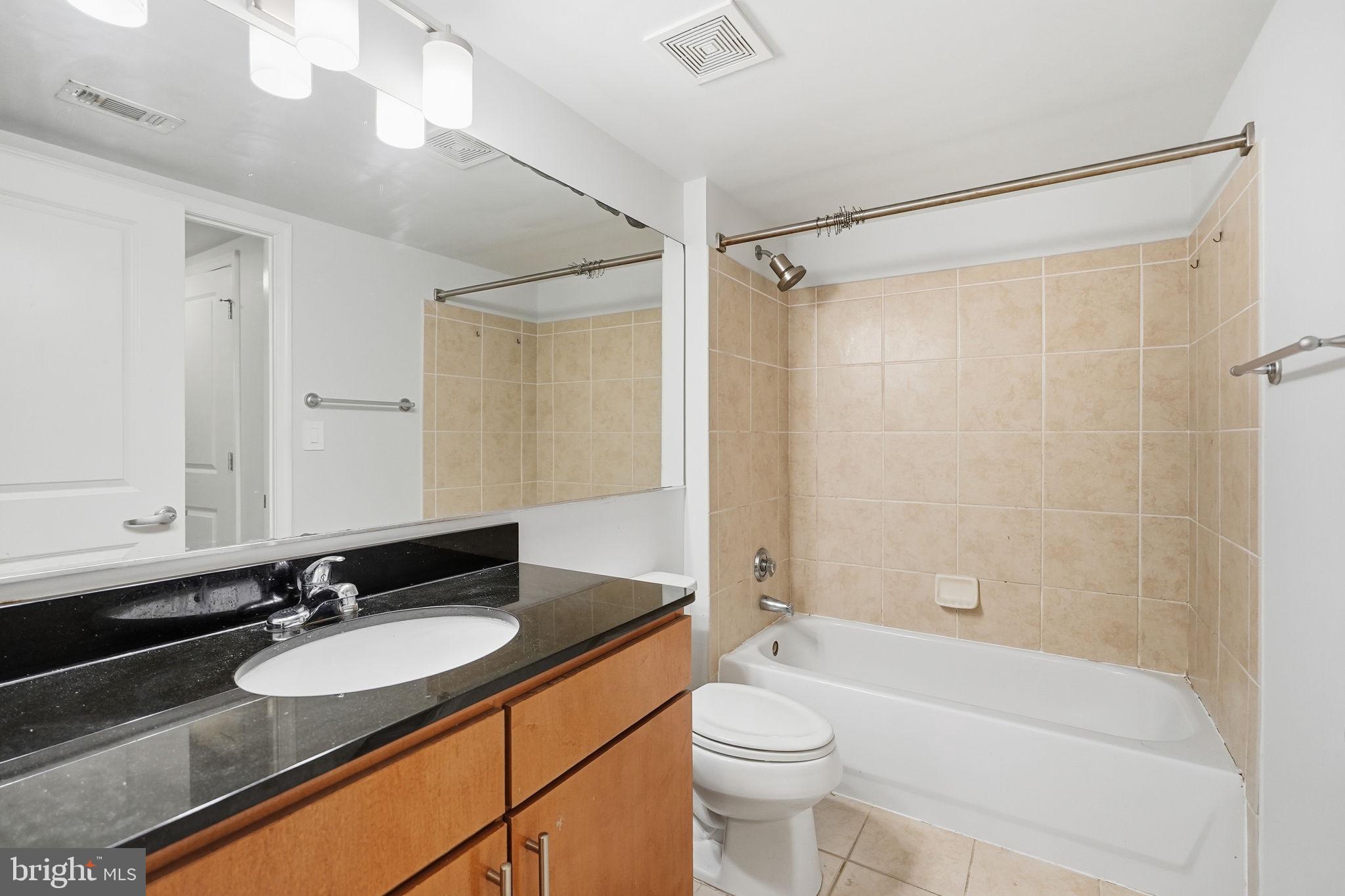 915 E Street Northwest, Unit 1003 Washington, DC 20004 - Photo 16 of 23