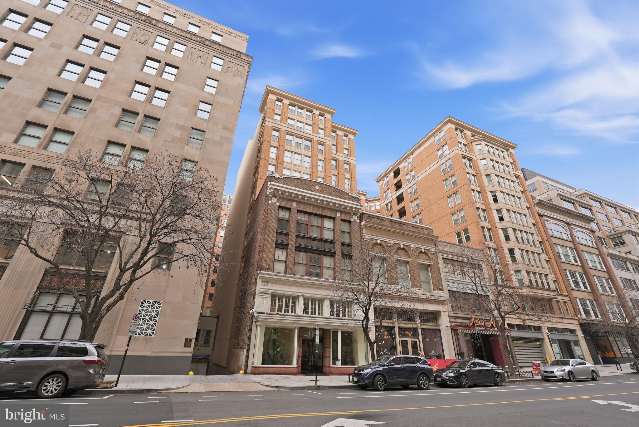 915 E Street Northwest, Unit 1003 Washington, DC 20004 - Photo 4 of 23