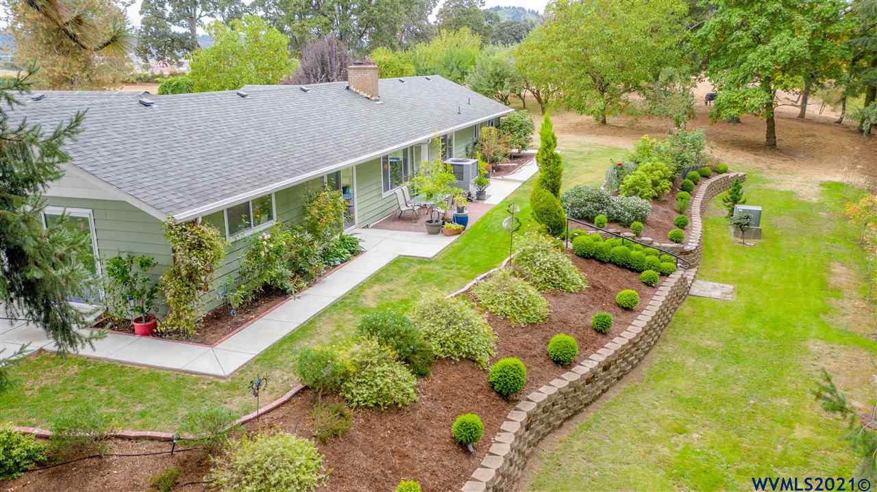 14761 Skelton Road Southeast Jefferson, OR 97352 - Photo 3 of 42 Gallery Image 3
