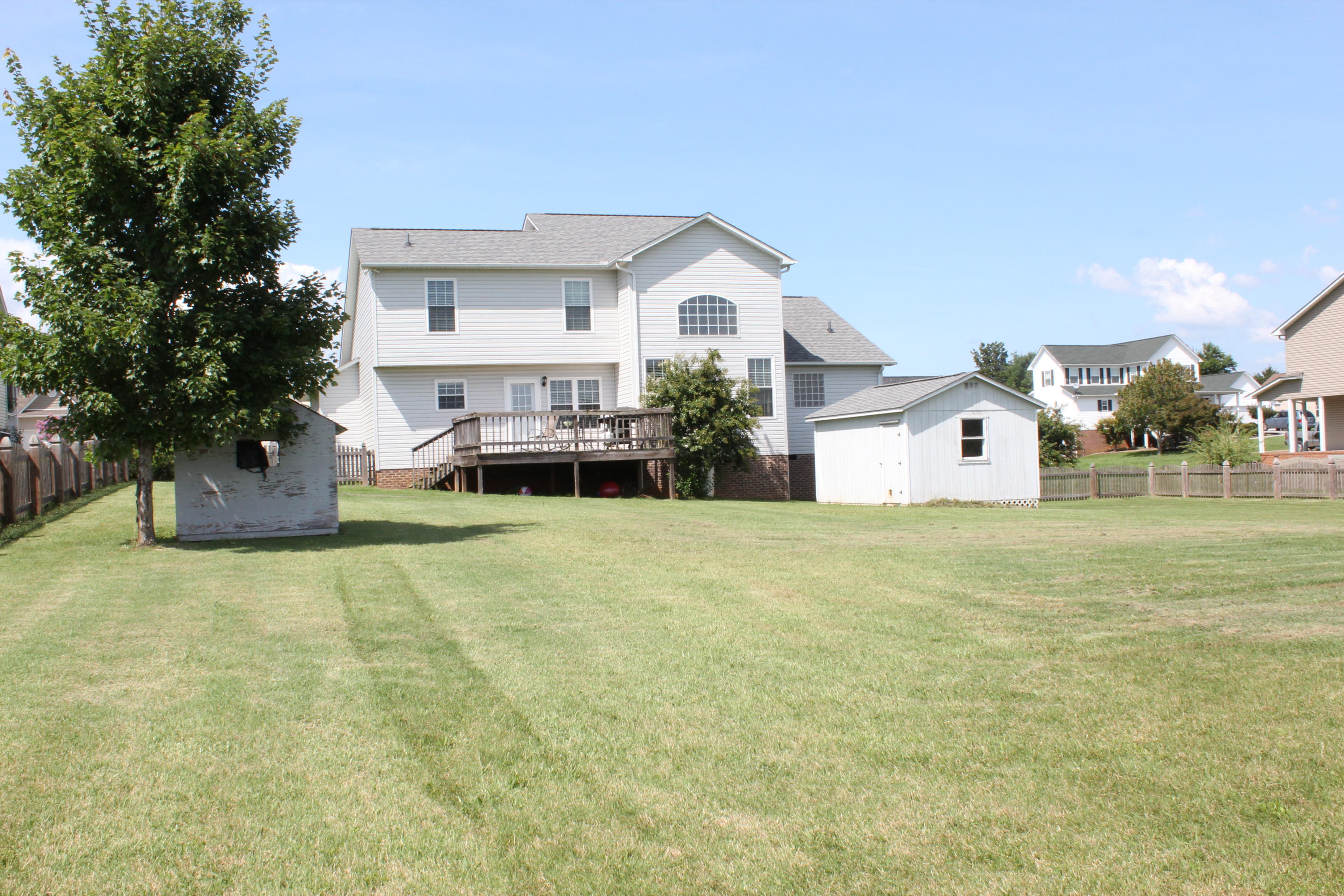2843 Rhett Butler Drive Louisville, TN 37777 - Photo 6 of 29 IMG_7497