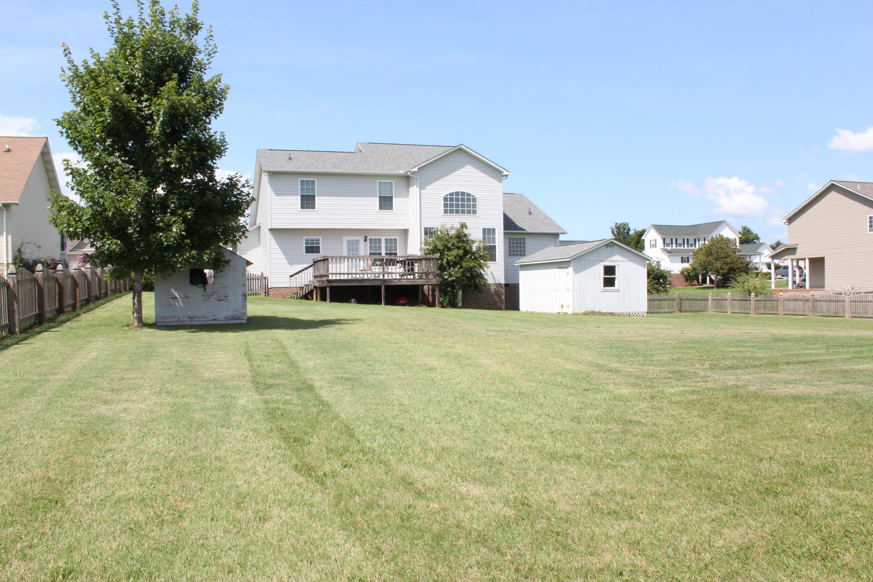 2843 Rhett Butler Drive Louisville, TN 37777 - Photo 7 of 29 IMG_7498