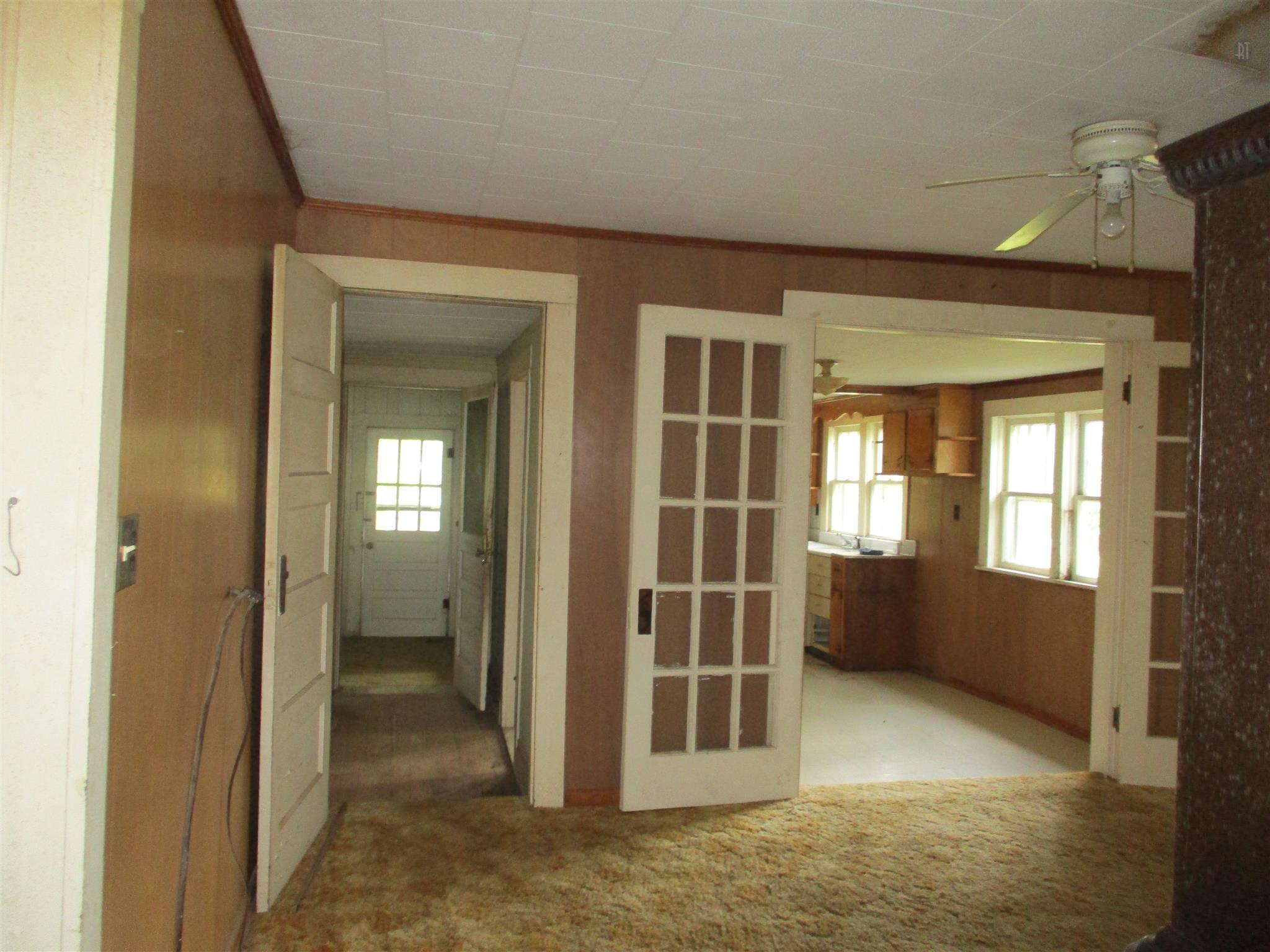 29 Owens Road Five Points, TN 38457 - Photo 14 of 26 an empty room with windows