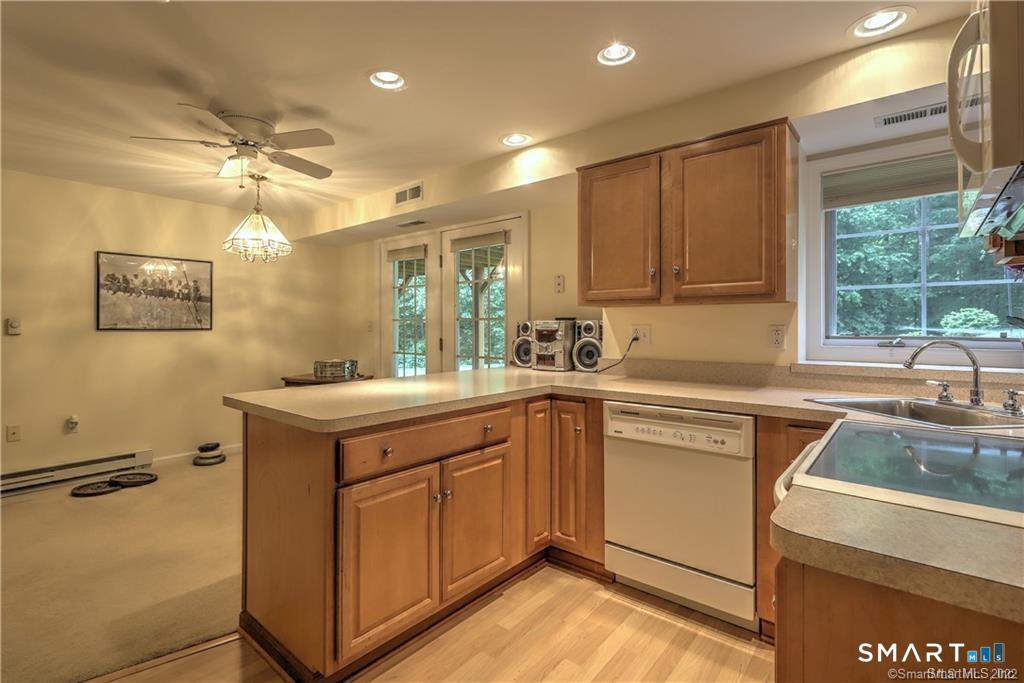 18 Gaylor Drive Monroe, CT 06468 - Photo 2 of 8