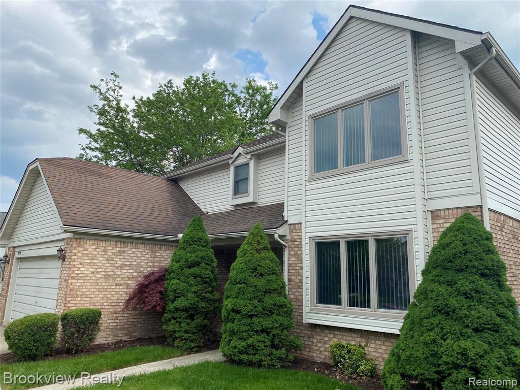 373 Drexelgate Parkway Rochester Hills, MI 48307 - Photo 1 of 35