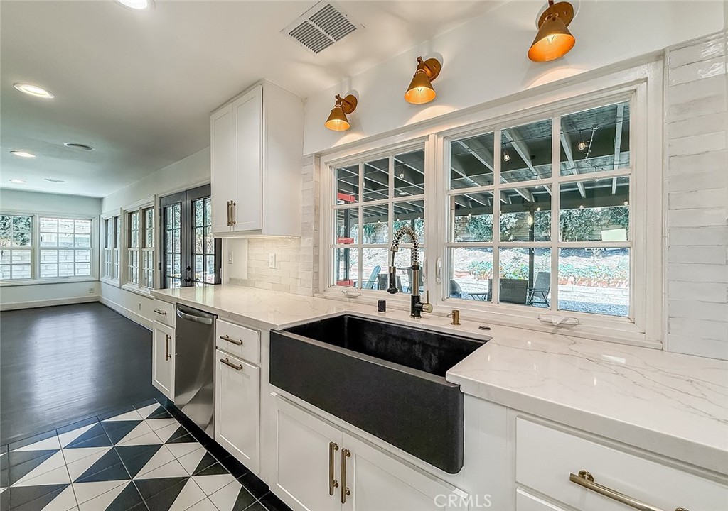 3301 Blue Ridge Court Thousand Oaks, CA 91362 - Photo 19 of 61