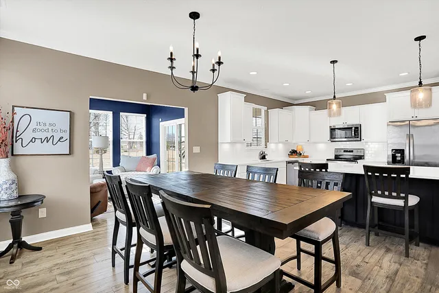 $320,000 | 1684 Hedley Way West, Avon, IN 46123