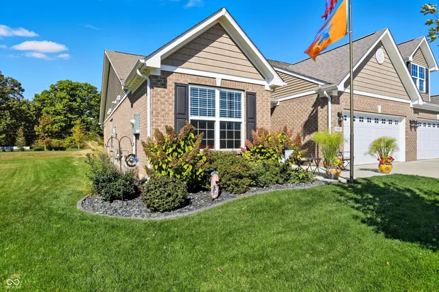 $320,000 | 1684 Hedley Way West, Avon, IN 46123