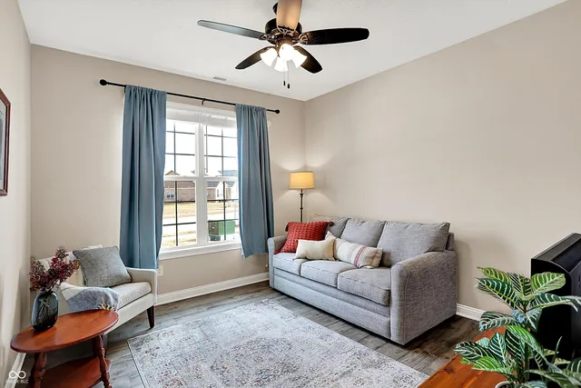 $320,000 | 1684 Hedley Way West, Avon, IN 46123