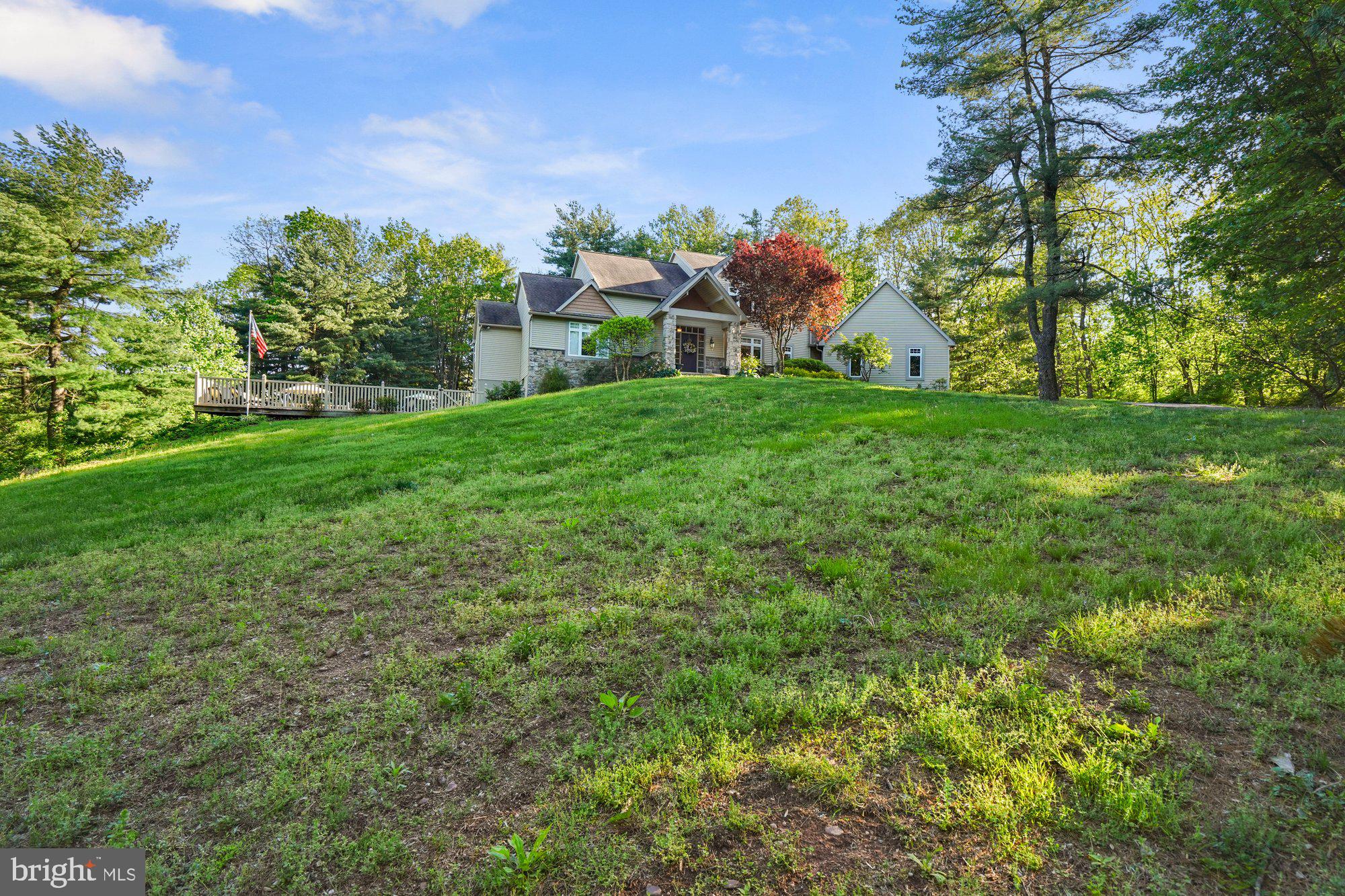 451 Maple Grove Road Mohnton, PA 19540 - Photo 2 of 37
