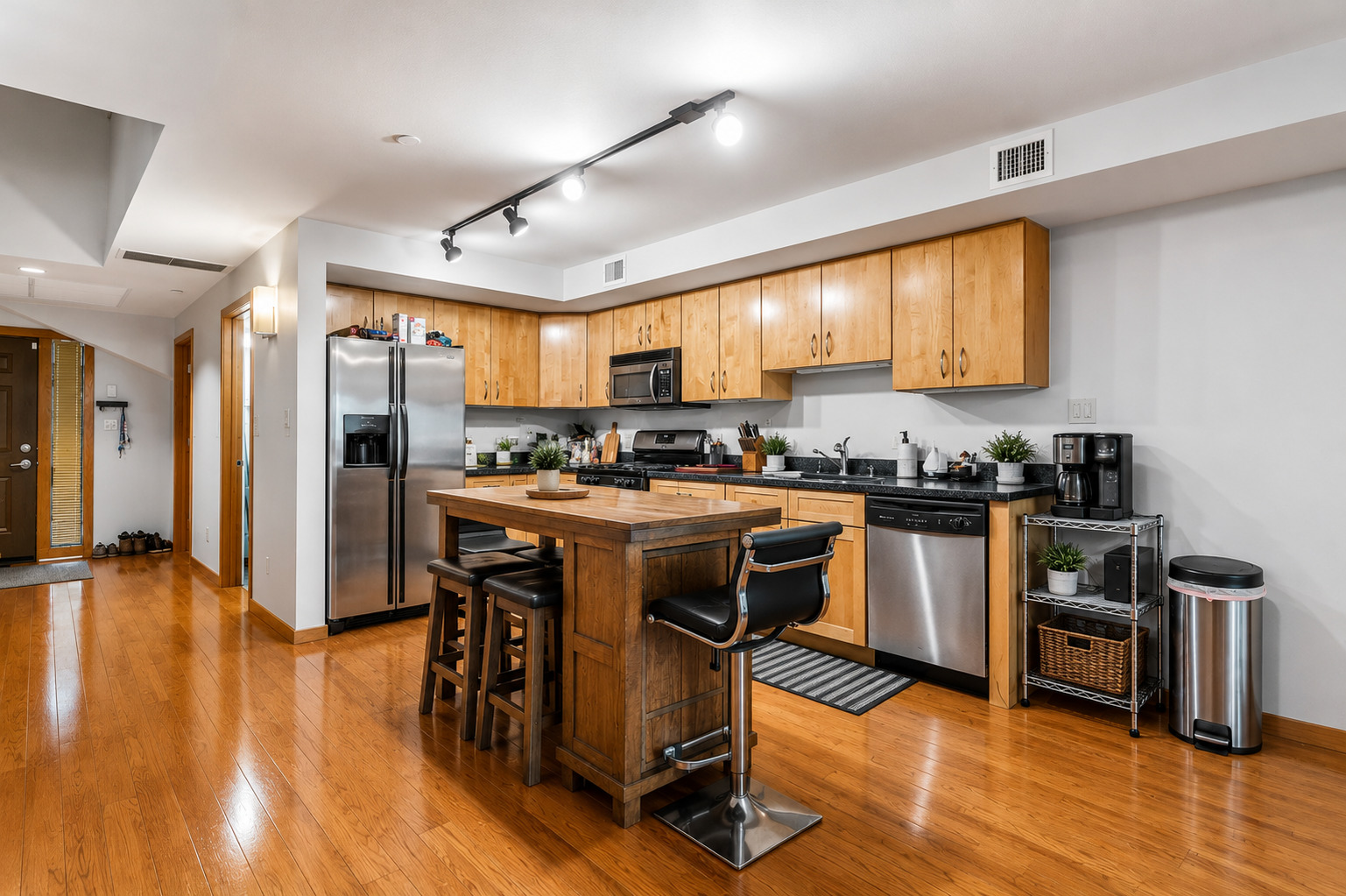 1 East Main Street, Unit 404 Champaign, IL 61820 - Photo 10 of 32