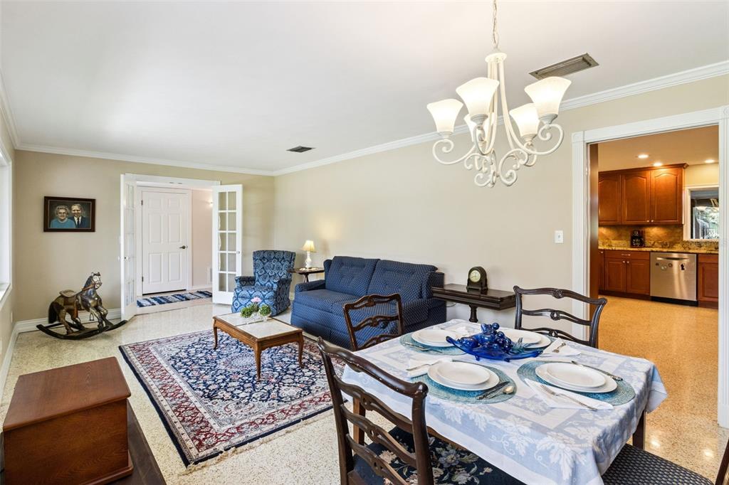 101 Ronele Drive Brandon, FL 33511 - Photo 8 of 62 Gallery Image 8