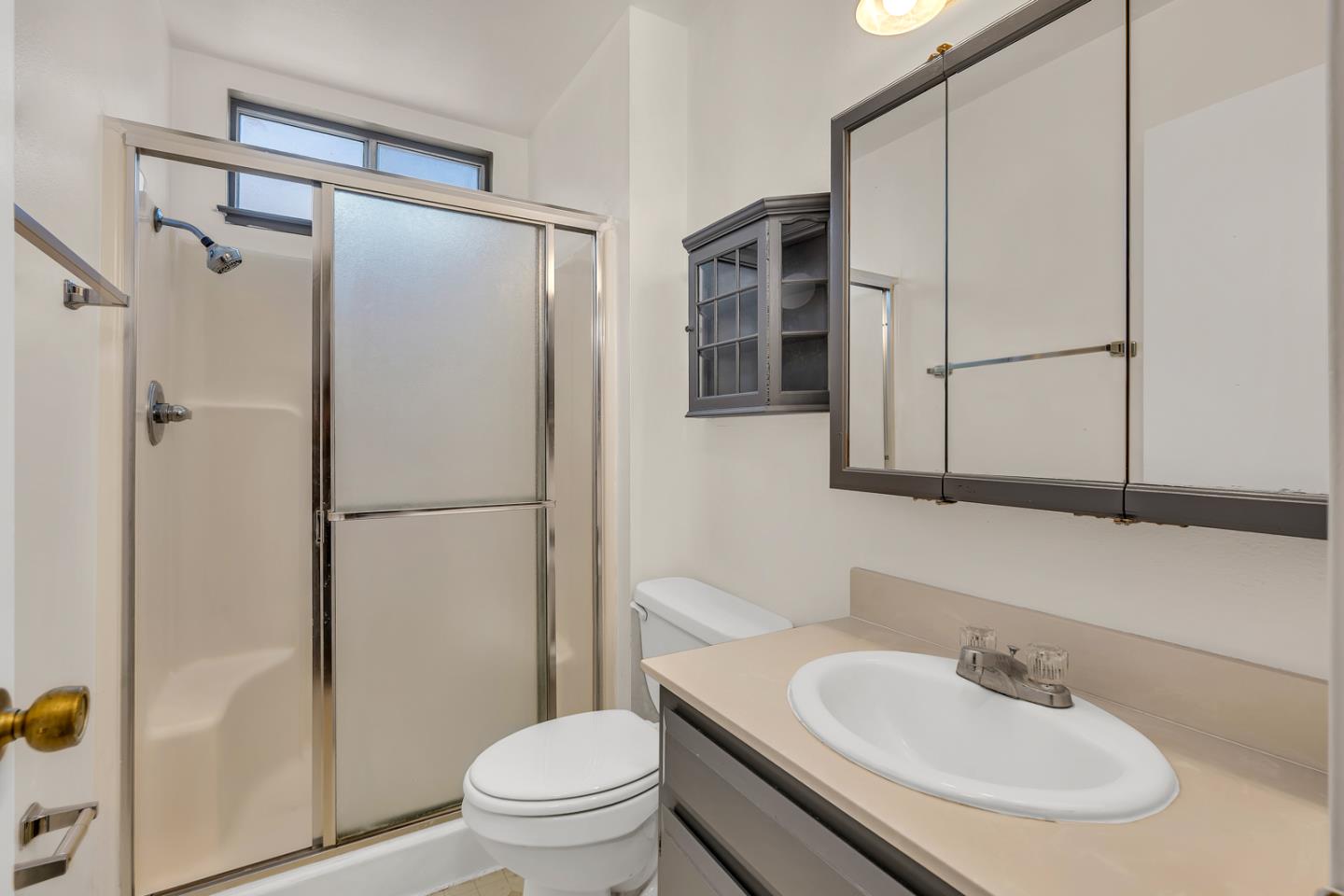 1351 Chukar Street Los Banos, CA 93635 - Photo 10 of 34 a bathroom with a sink toilet and shower