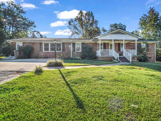 $220,000 | 127 Crystal Drive, Cowpens, SC 29330