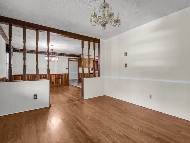 $220,000 | 127 Crystal Drive, Cowpens, SC 29330