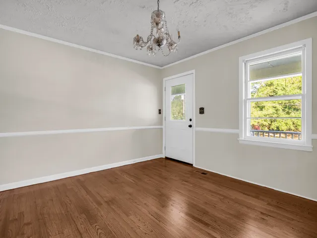 $220,000 | 127 Crystal Drive, Cowpens, SC 29330