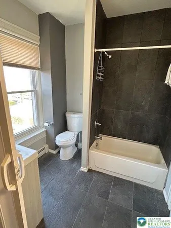 $1,850 | 854 North Penn Street, Allentown, PA 18102