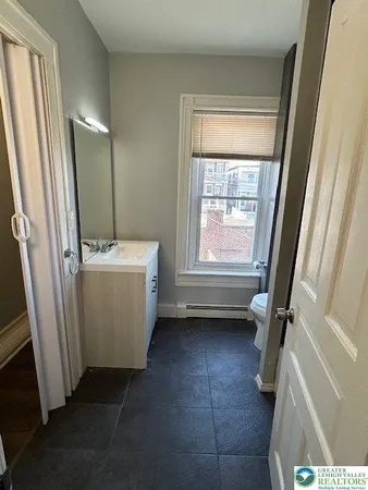 $1,850 | 854 North Penn Street, Allentown, PA 18102