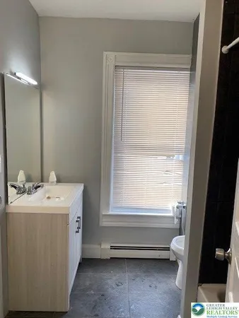 $1,850 | 854 North Penn Street, Allentown, PA 18102