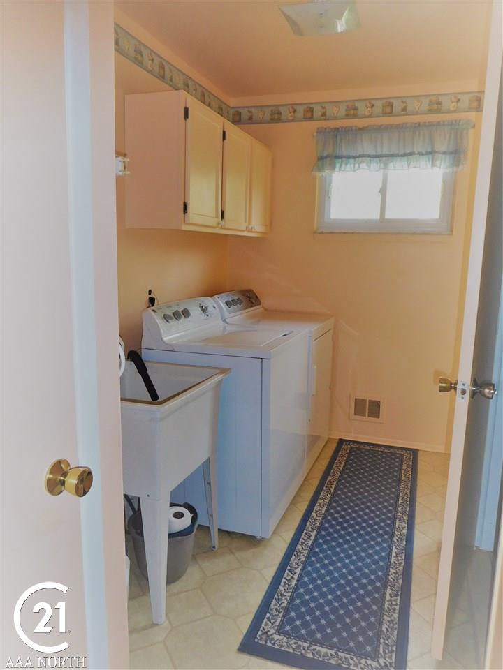 57830 Ray Center Road Ray, MI 48096 - Photo 19 of 38
