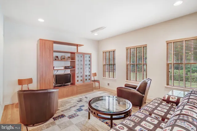 $484,900 | 382 Golf View Drive, Little Egg Harbor, NJ 08087