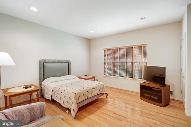 $484,900 | 382 Golf View Drive, Little Egg Harbor, NJ 08087