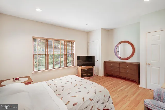 $484,900 | 382 Golf View Drive, Little Egg Harbor, NJ 08087