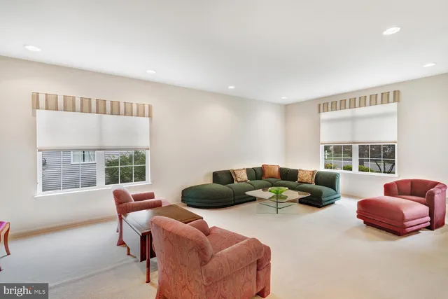 $484,900 | 382 Golf View Drive, Little Egg Harbor, NJ 08087