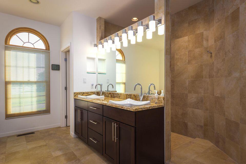 643 Turley Mills Drive Rutledge, TN 37861 - Photo 17 of 38 643 Turley Mills Master Bath