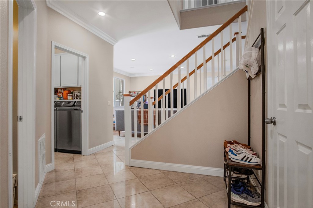 25696 Moore Lane Stevenson Ranch, CA 91381 - Photo 15 of 41
