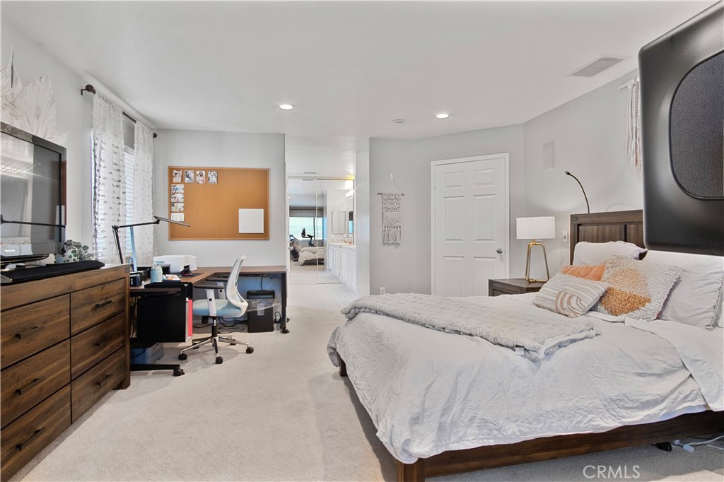 25696 Moore Lane Stevenson Ranch, CA 91381 - Photo 23 of 41