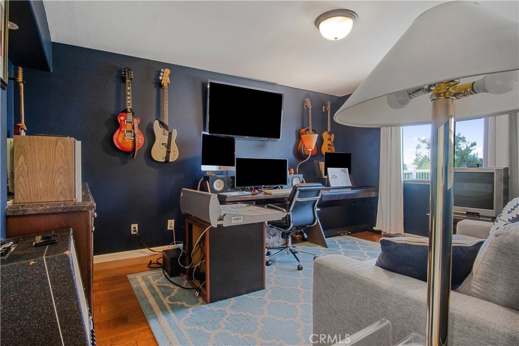 25696 Moore Lane Stevenson Ranch, CA 91381 - Photo 29 of 41