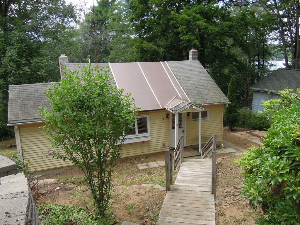 11 Vinton Road Holland, MA 01521 - Photo 2 of 22
