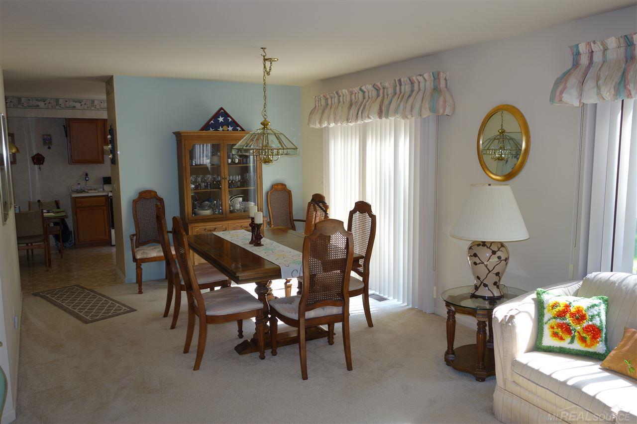 2151 Rochelle Park Drive Rochester Hills, MI 48309 - Photo 14 of 34