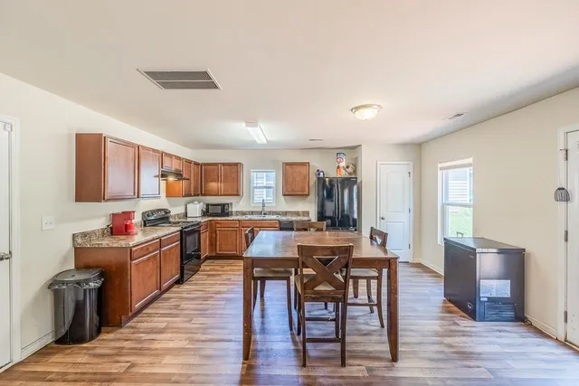 $247,900 | 233 Wayfair Lane, Wellford, SC 29385