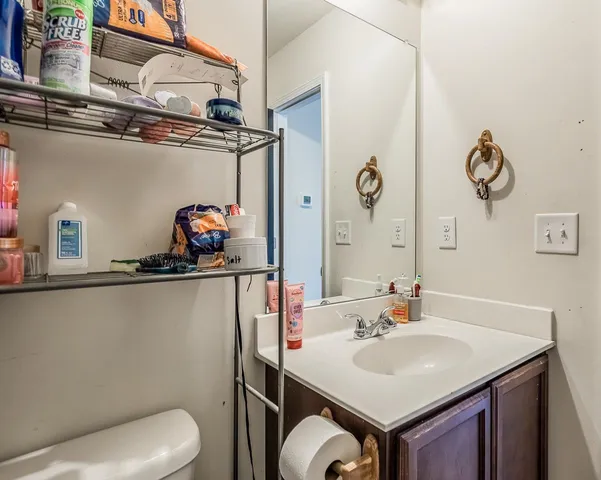 $247,900 | 233 Wayfair Lane, Wellford, SC 29385