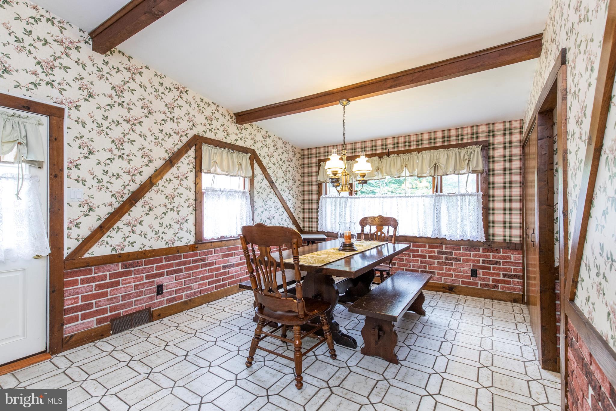 111 Barbara Drive Springfield, PA 19064 - Photo 12 of 31 Gallery Image 12