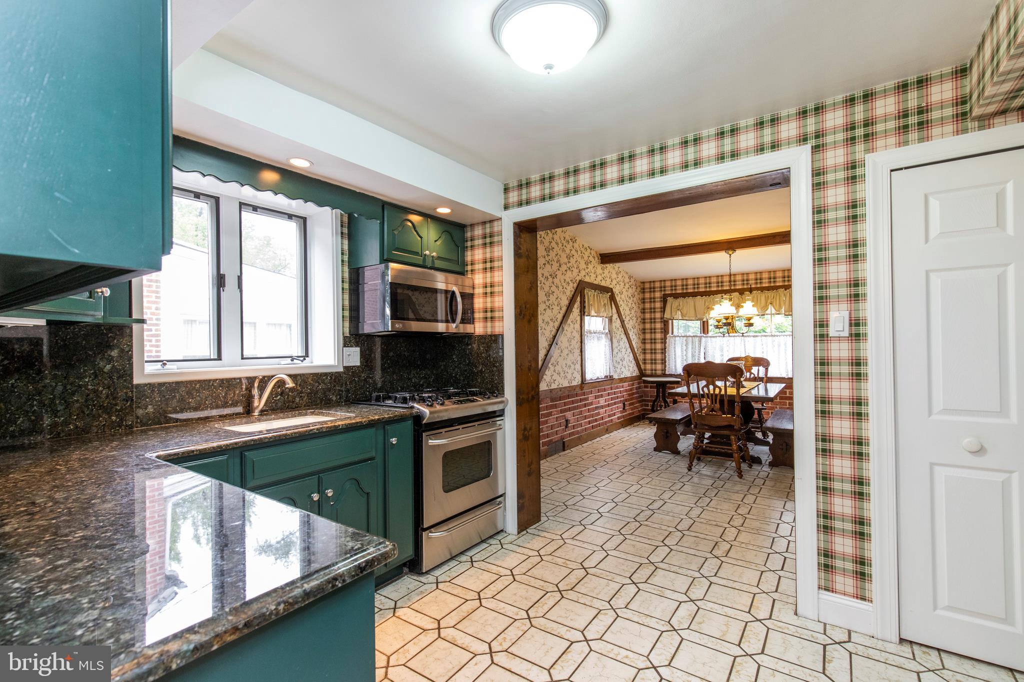 111 Barbara Drive Springfield, PA 19064 - Photo 10 of 31 Gallery Image 10