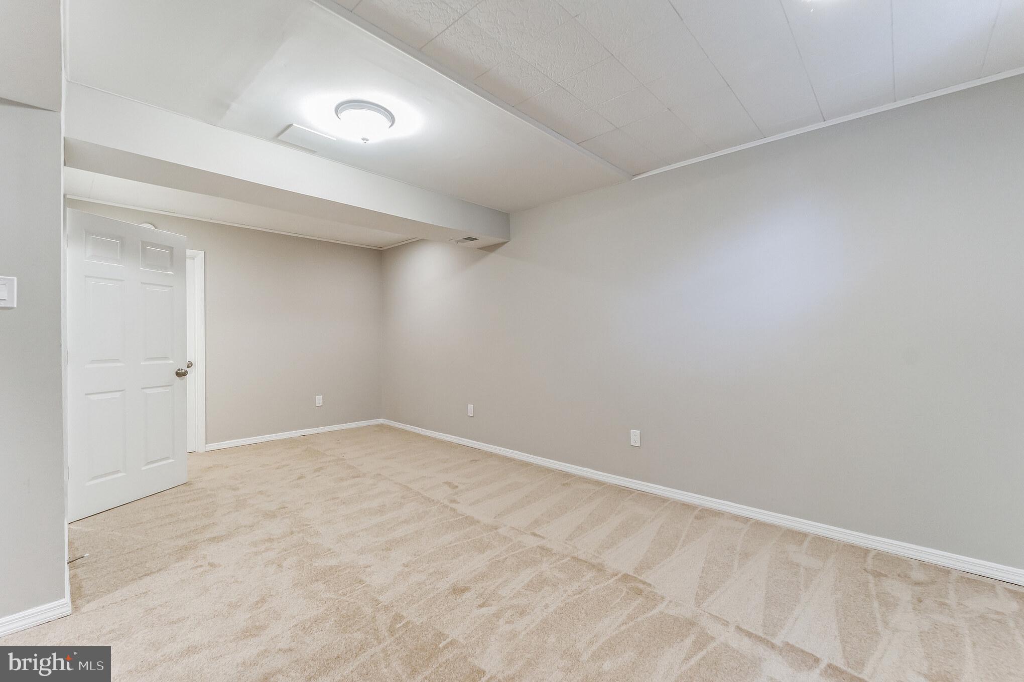 7475 Setting Sun Way Columbia, MD 21046 - Photo 22 of 23 Gallery Image 22