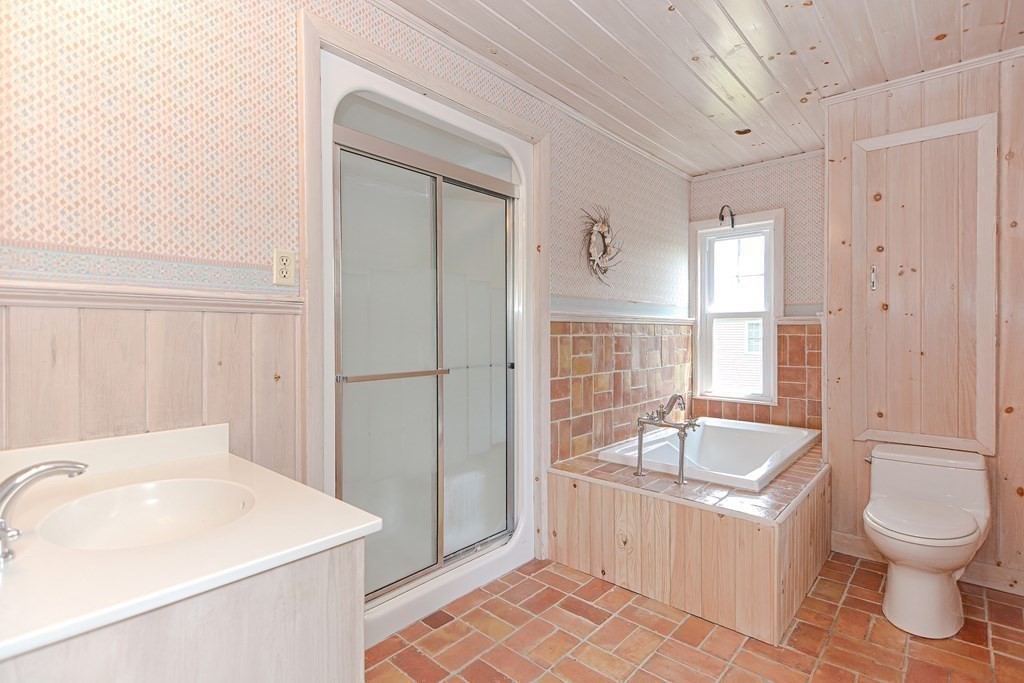 109 Walnut Street Canton, MA 02021 - Photo 18 of 31 Gallery Image 18