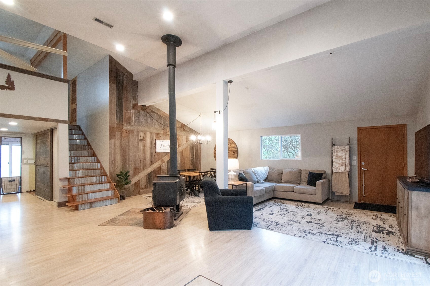 1515 Olson Road Sequim, WA 98382 - Photo 5 of 40 a living room with furniture