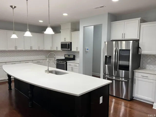 $3,195 | 121 Red Bark Court, Apex, NC 27539